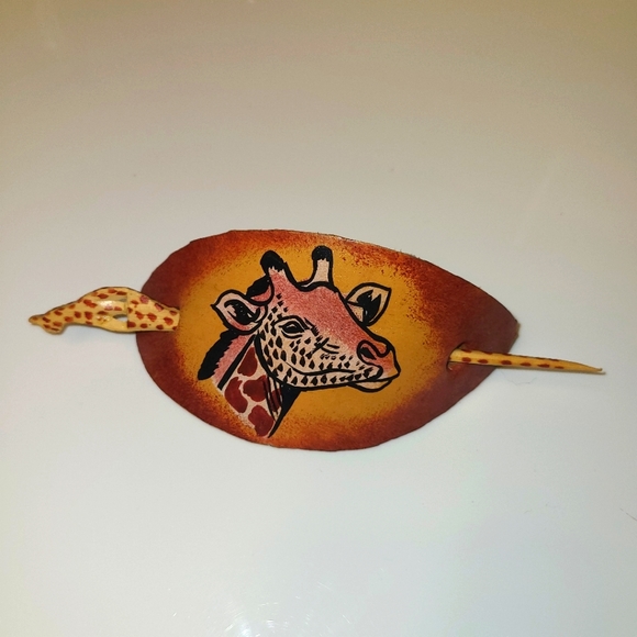 Hair clip - Picture 1 of 2